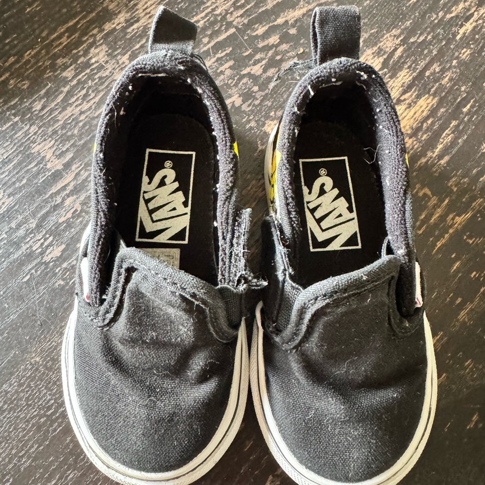 Vans Kids Black with tiger flame side design